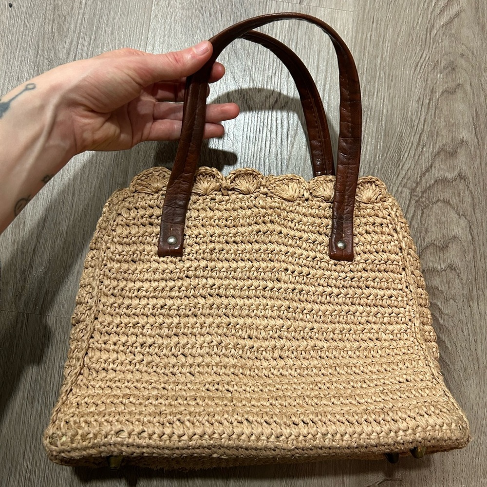 Vintage Roger Van S Woven Straw Tote with Brown and Orange Leather Panels - Picture 4 of 8